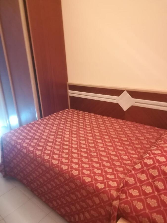 Hotel Europa Beach Village 朱利亚诺瓦 外观 照片