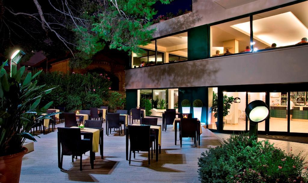 Hotel Europa Beach Village 朱利亚诺瓦 外观 照片